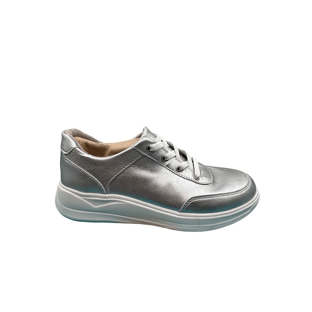 Bzees Times Square Sneakers Women's 6.5M, Silver Metallic Elastic Laces Washable